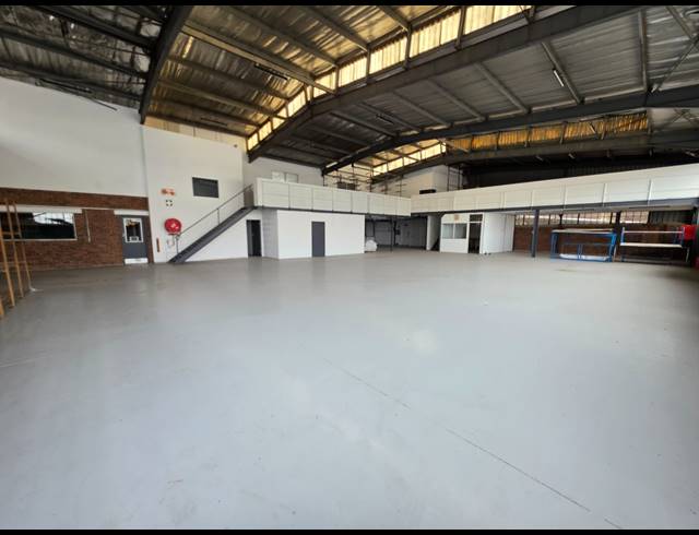 930M² WAREHOUSE TO LET IN OPHIRTON